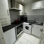 No 6 At Mannering, 2 Bed Apt Near Sefton Park And Lark Lane